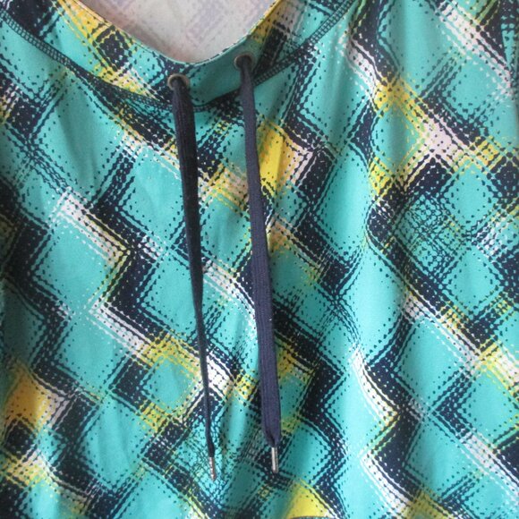 Ruby Rd Dark Green & Navy Blue Geometric Print Top NEW LG - Picture 5 of 6